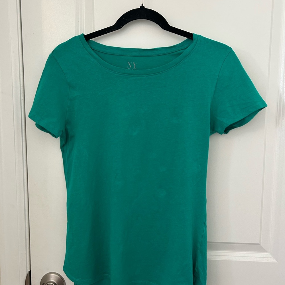 New York & Company Teal Short Sleeve Crewneck Top